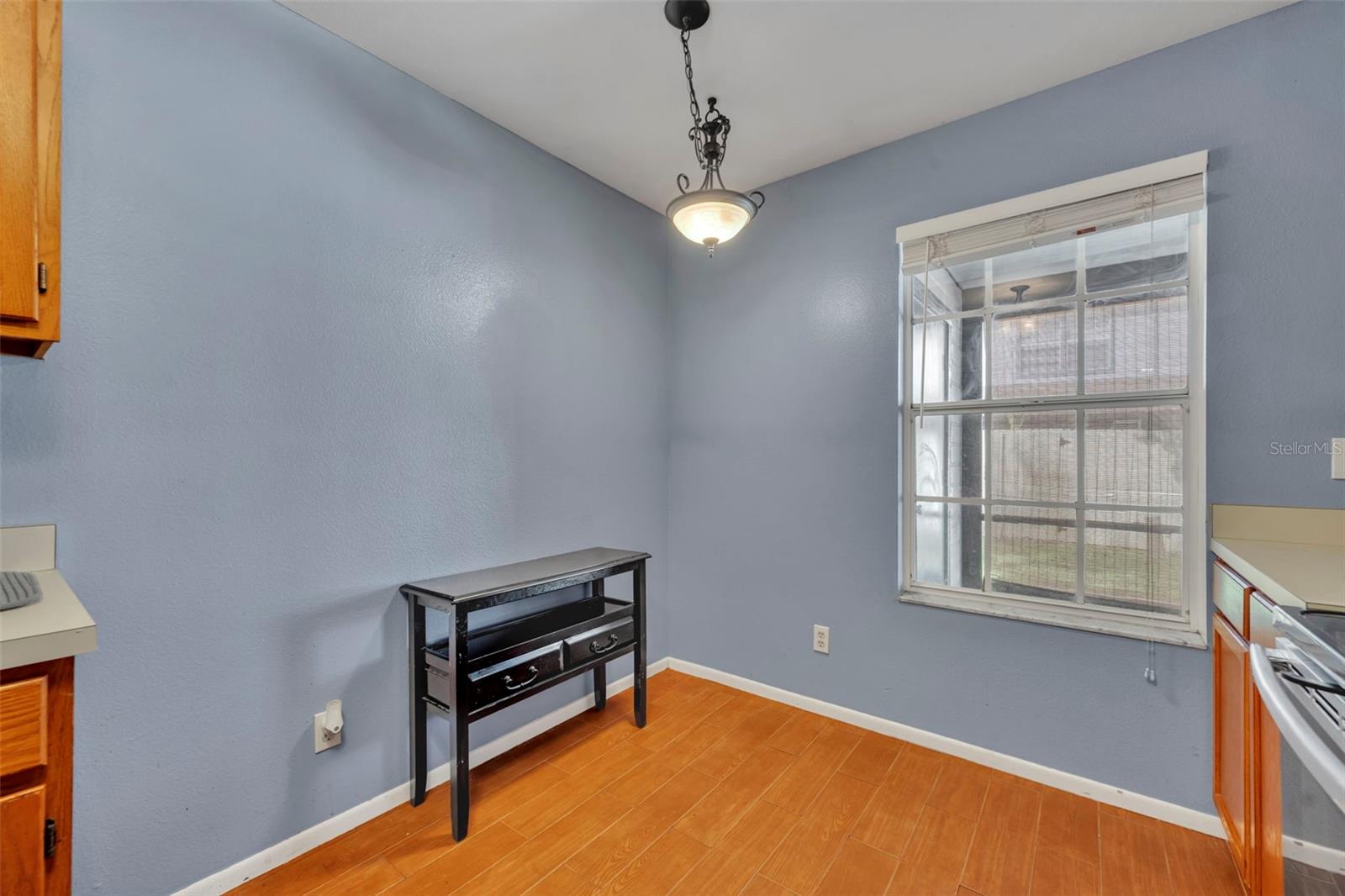 Plenty of space for a breakfast cafe table. - 2810 CORNERSTONE CT, APOPKA