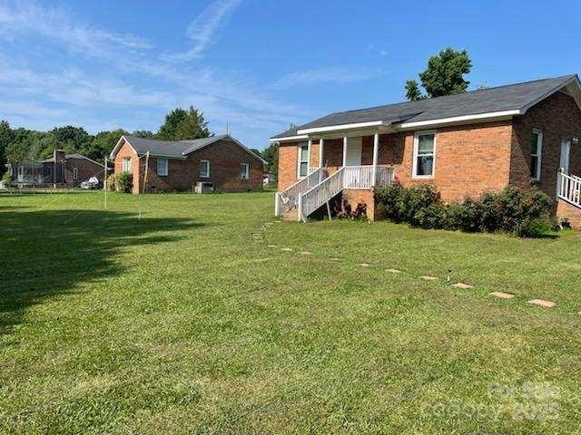 835 and 837 - 835 & 837 Sikes Mill Road, Monroe