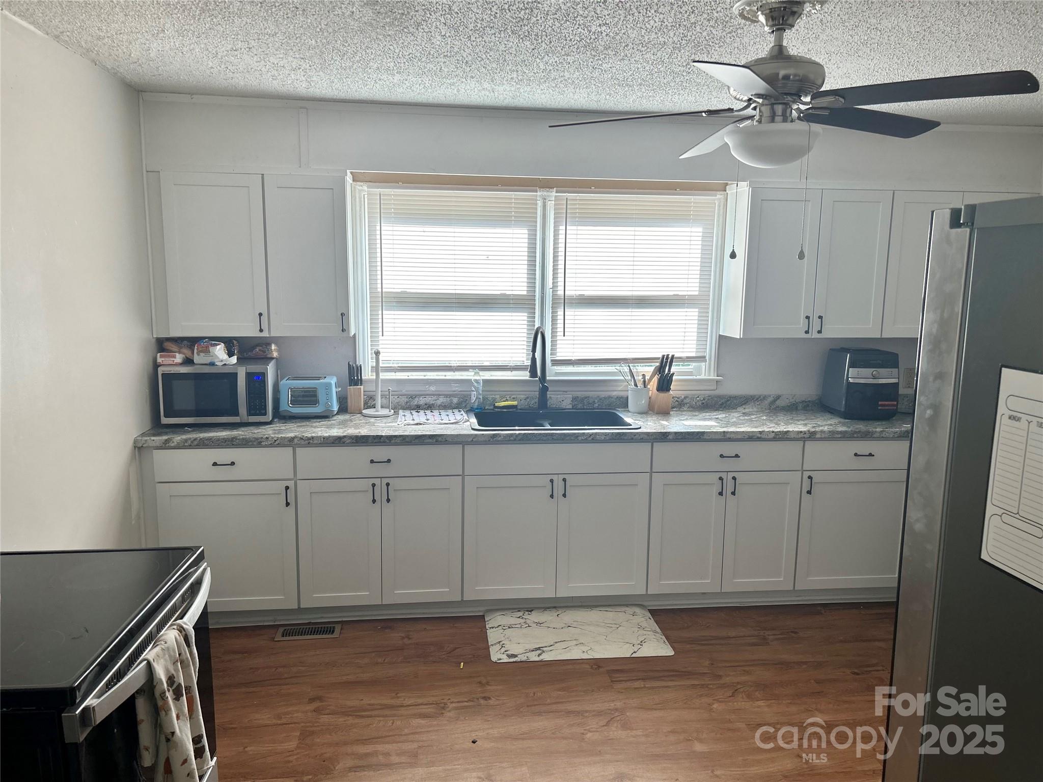 835 Kitchen - 835 & 837 Sikes Mill Road, Monroe