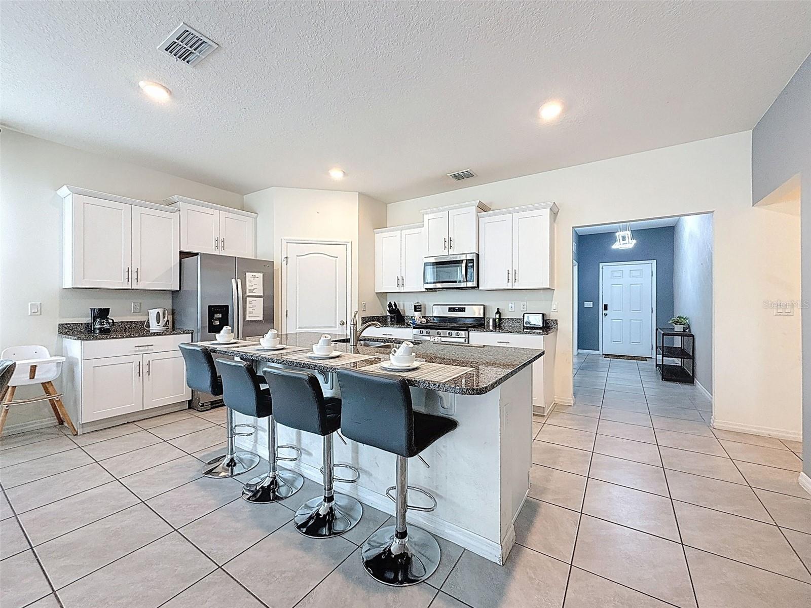 Single Family Residence at 7511 OAKMOSS LOOP, DAVENPORT, photo 9 of 77
