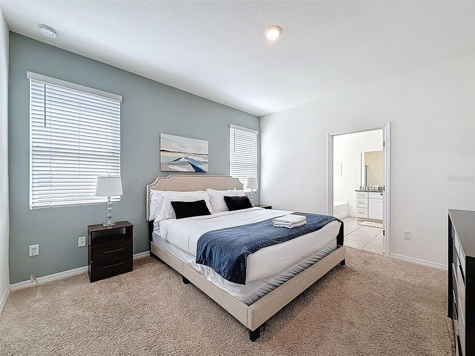 Single Family Residence at 7511 OAKMOSS LOOP, DAVENPORT, photo 17 of 77
