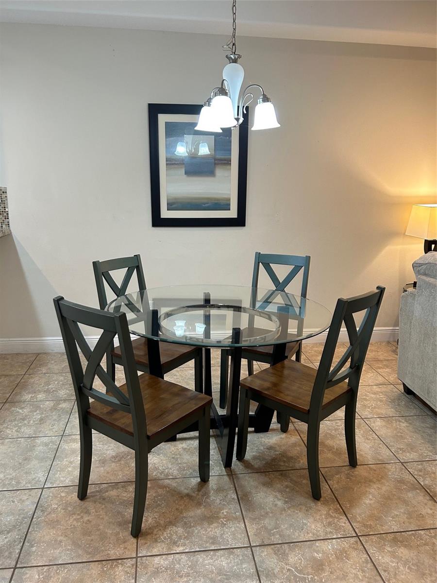 Townhouse at 8135 ROSEVILLE BLVD, DAVENPORT, photo 14 of 56