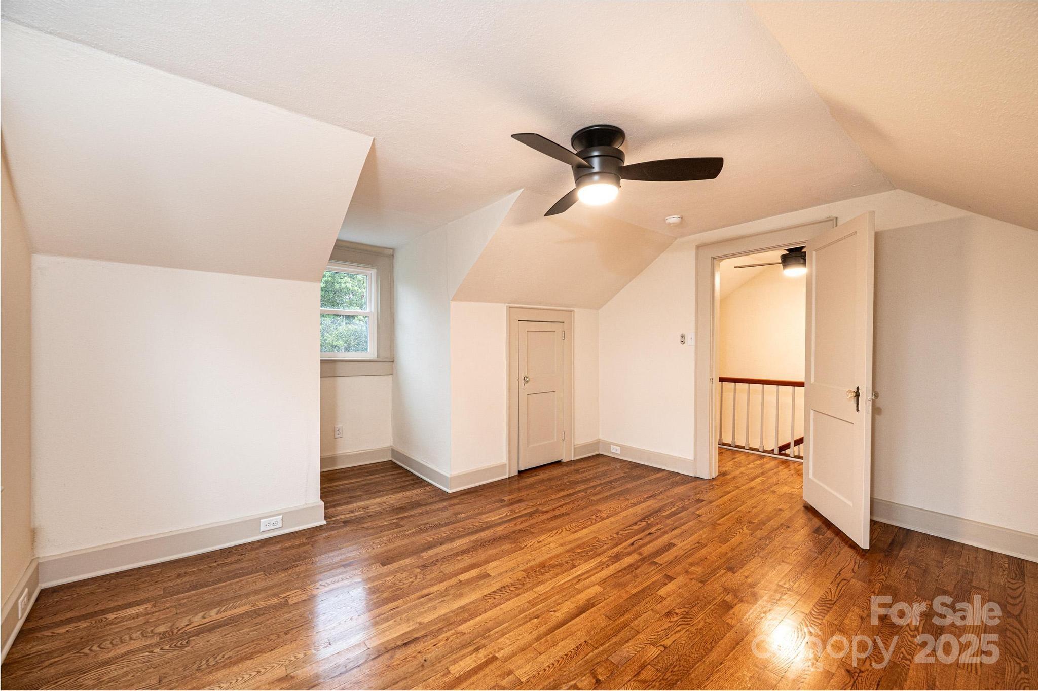 Single Family Residence at 526 Kentwood Street SW, Lenoir, photo 34 of 48