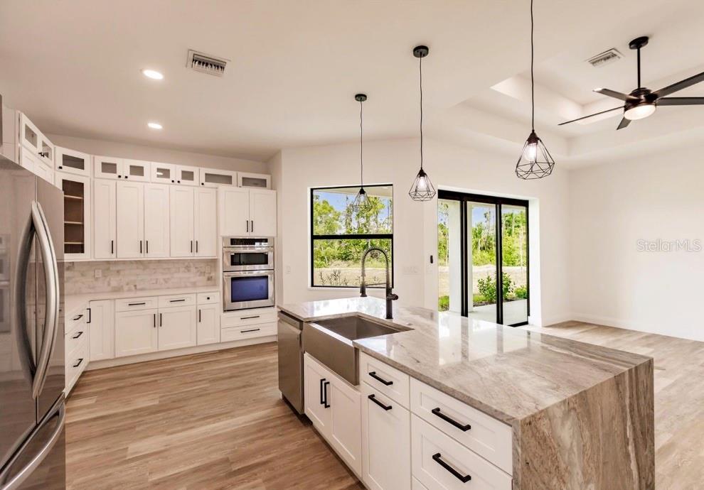 Single Family Residence at 17512 CUILLAGAN CT, PUNTA GORDA, photo 16 of 51