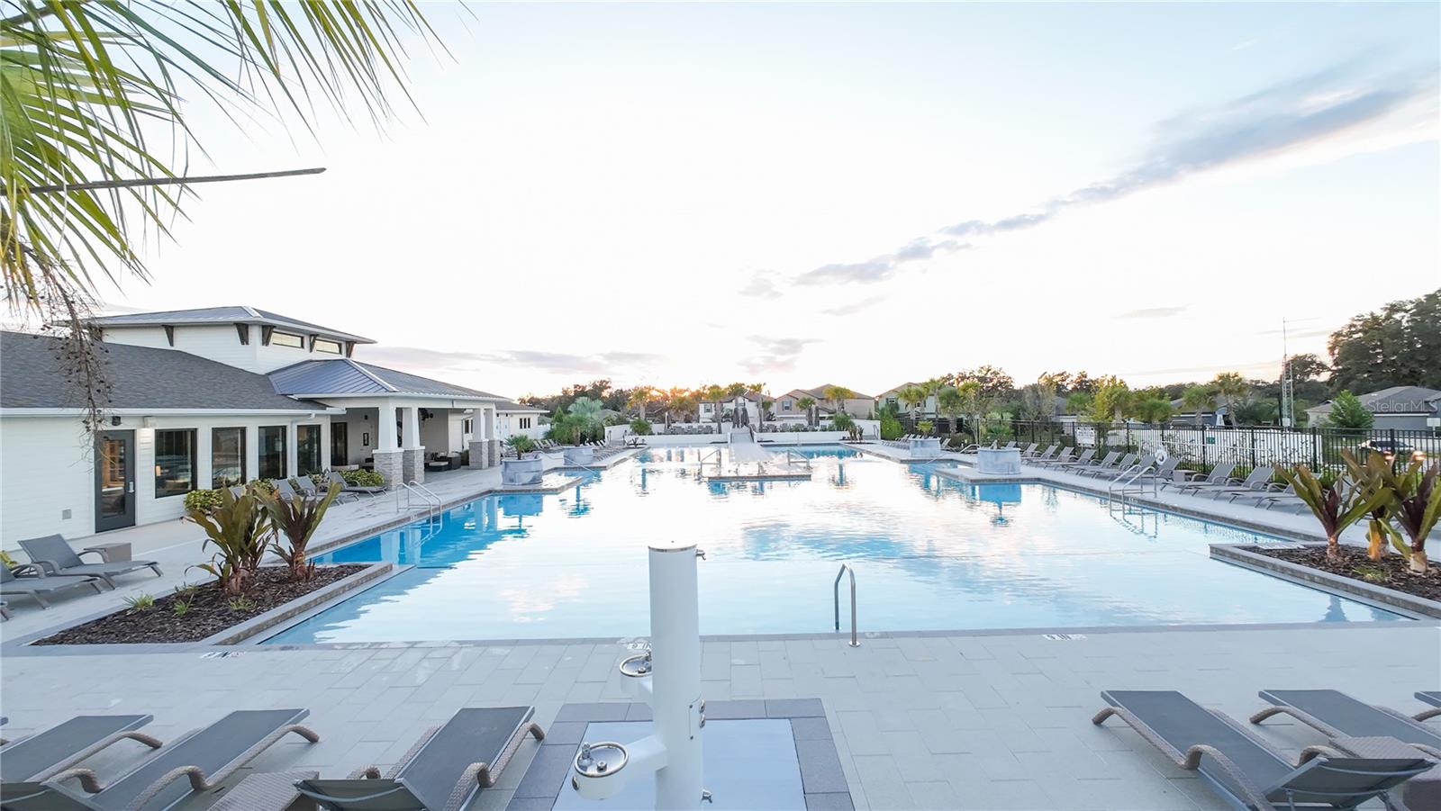 Resort pool - 7082 RIPPLE POND LOOP, ZEPHYRHILLS