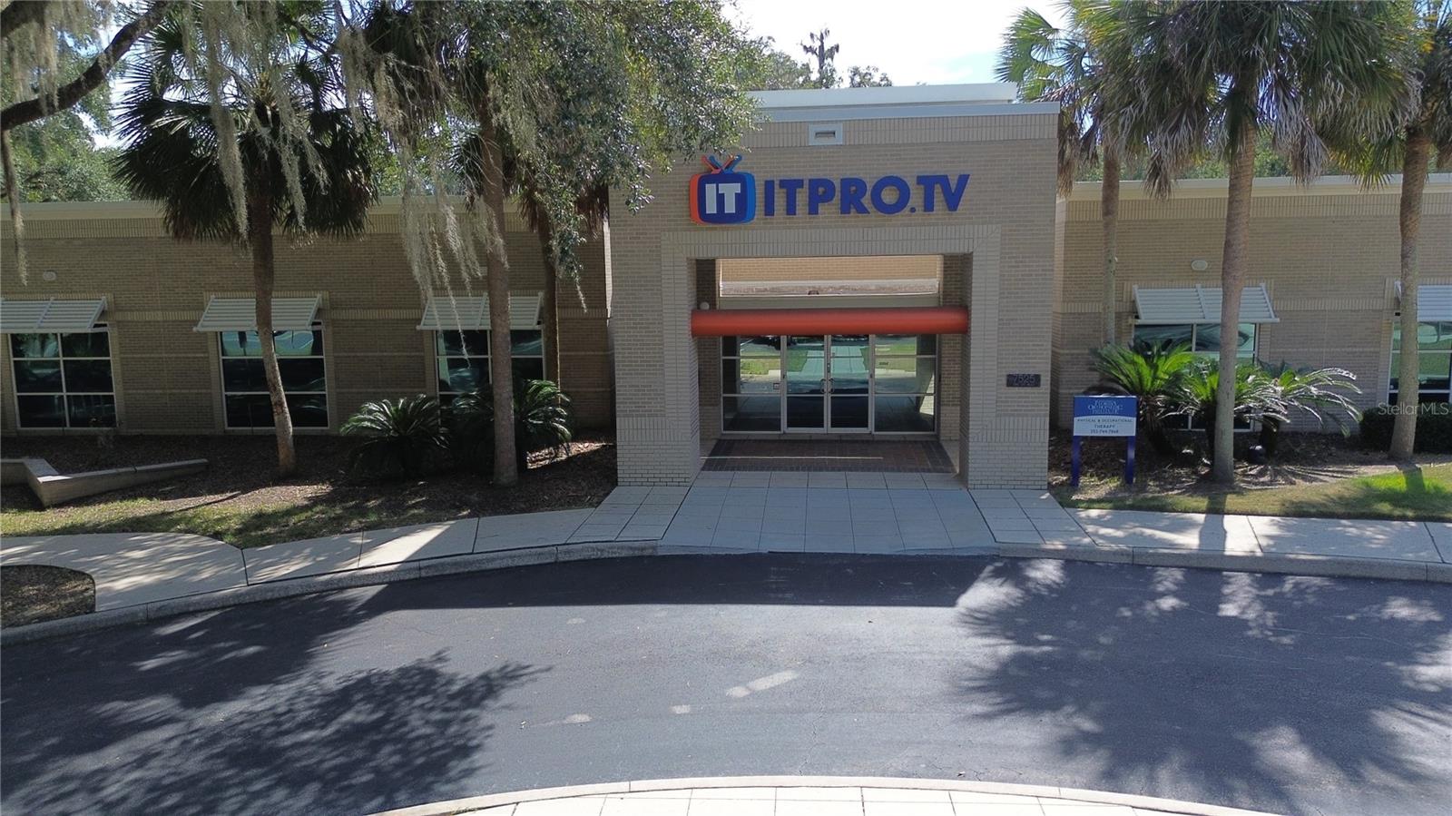 7525 NW 4TH BLVD