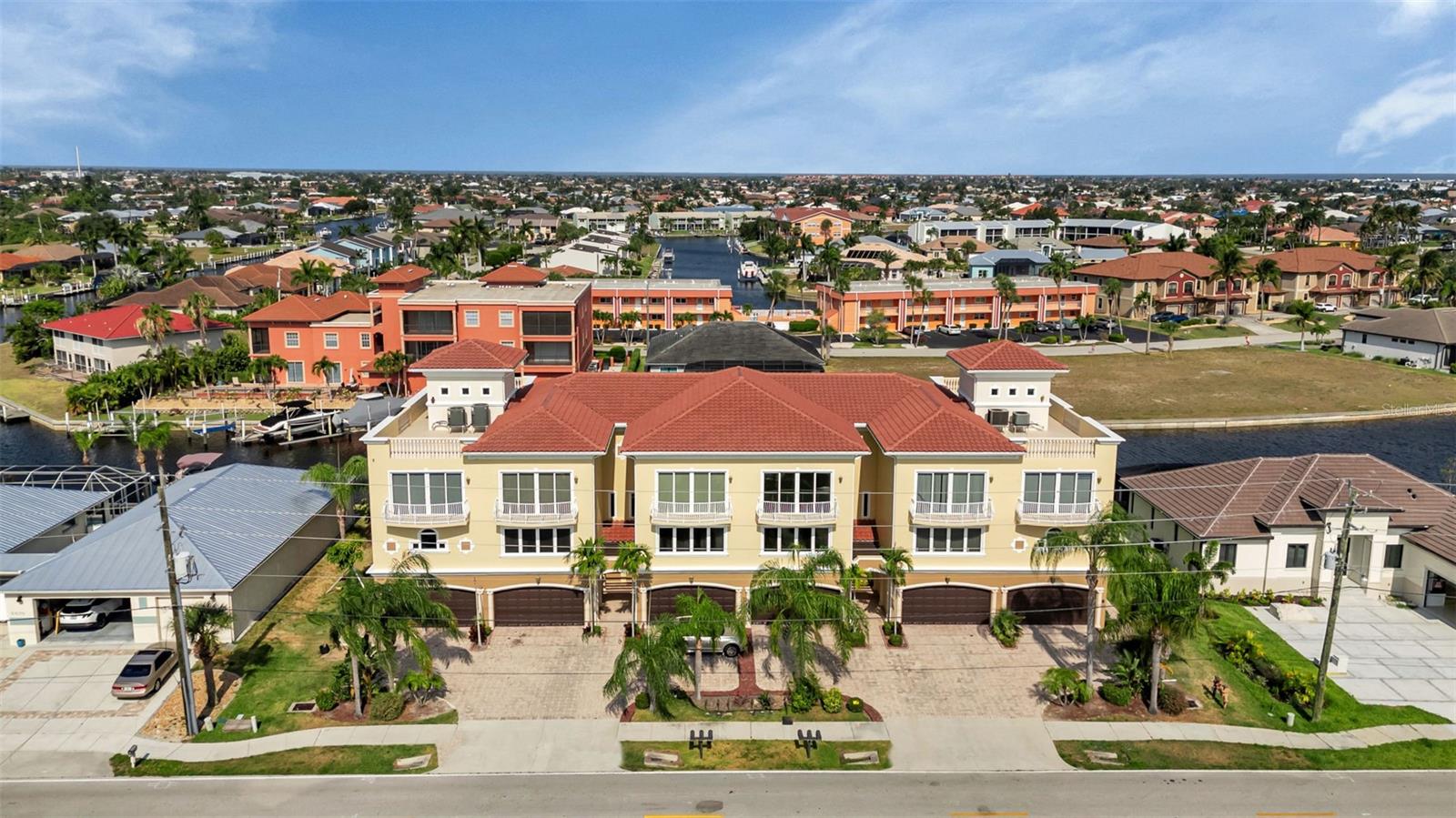 Condominium at 2522 MAGDALINA DR, PUNTA GORDA, photo 40 of 50