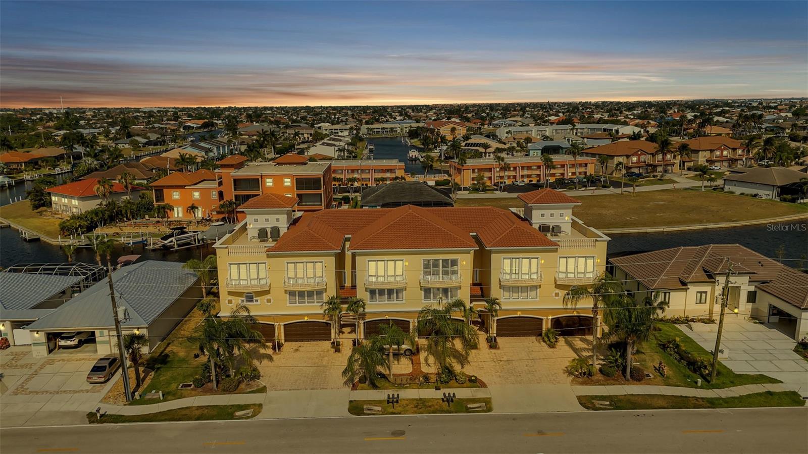 Condominium at 2522 MAGDALINA DR, PUNTA GORDA, photo 46 of 50