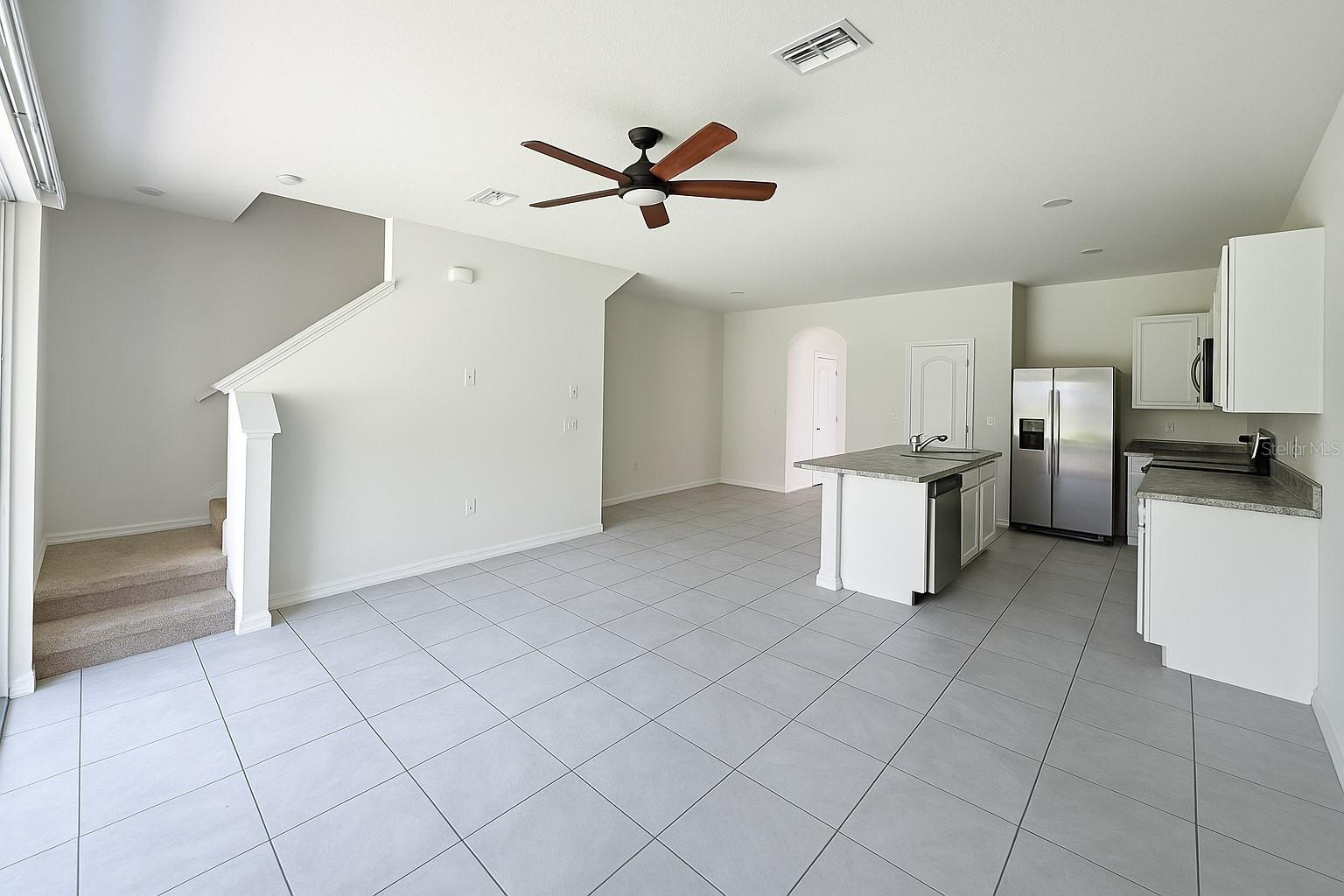 Townhouse at 1288 YELLOW FINCH DR, DAVENPORT, photo 8 of 10