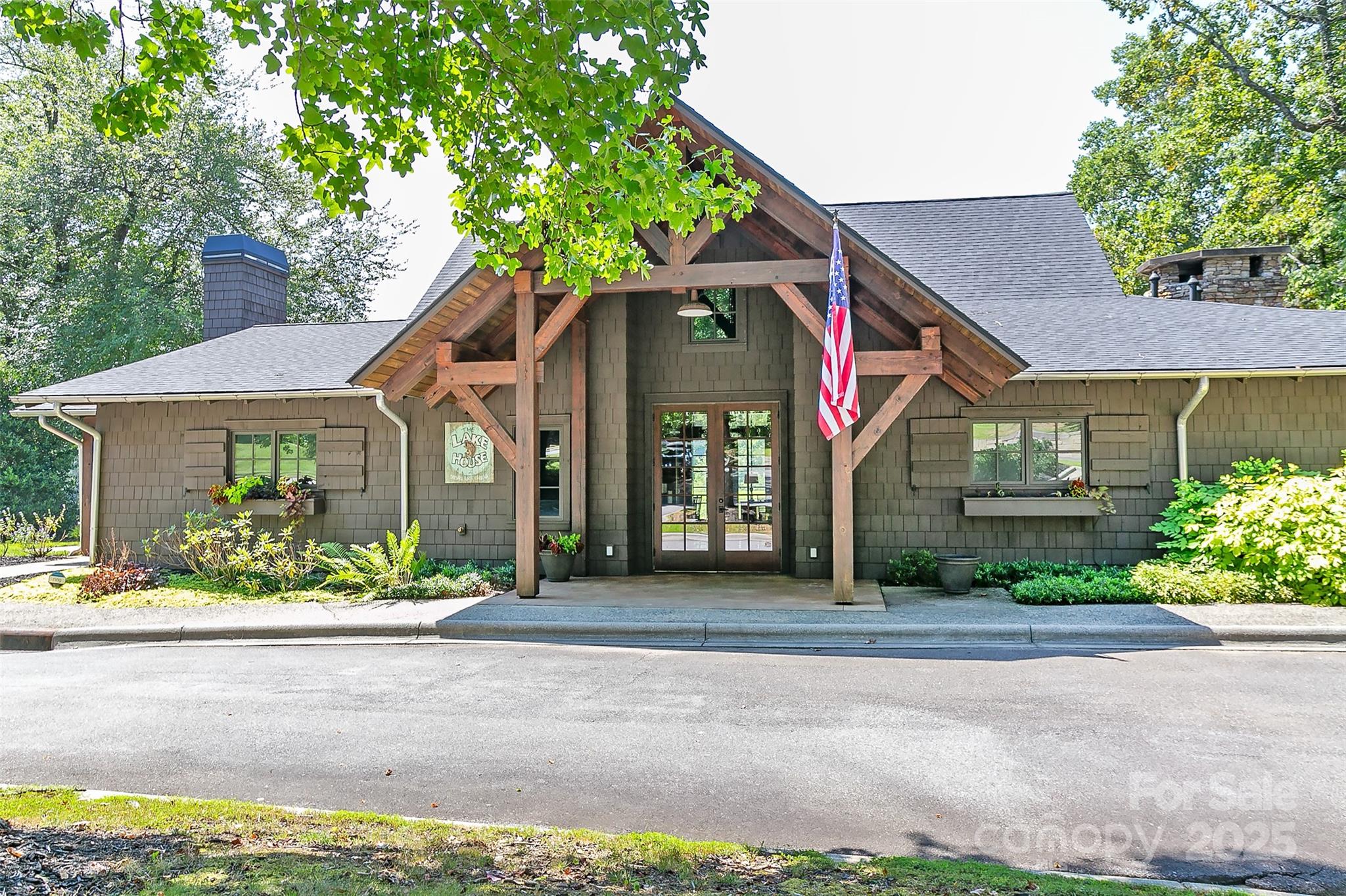 Straus Park Amenities - TBD Pine Mountain Trail, Brevard