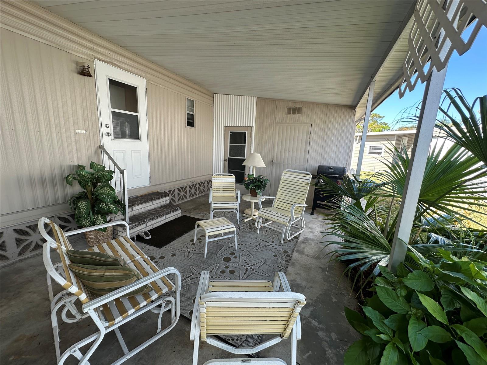 Manufactured Home at 5800 FORSYTHIA RD, VENICE, photo 15 of 27