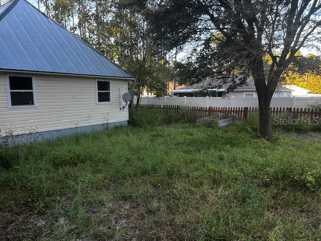 Single Family Residence at 33 SEVEN WONDERS TRL, PALM COAST, photo 2 of 10