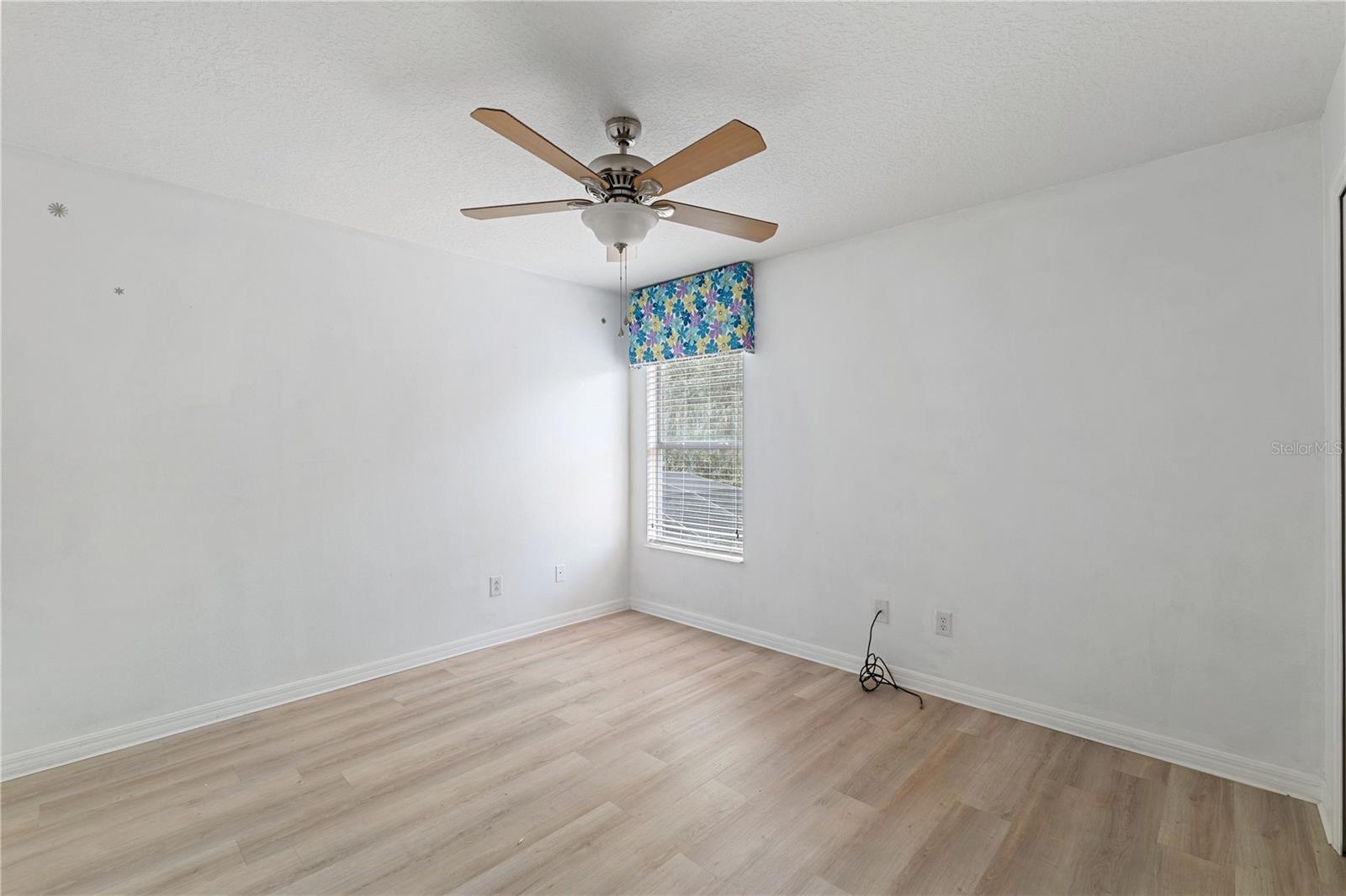 Single Family Residence at 410 LAS FUENTES DR, KISSIMMEE, photo 11 of 15