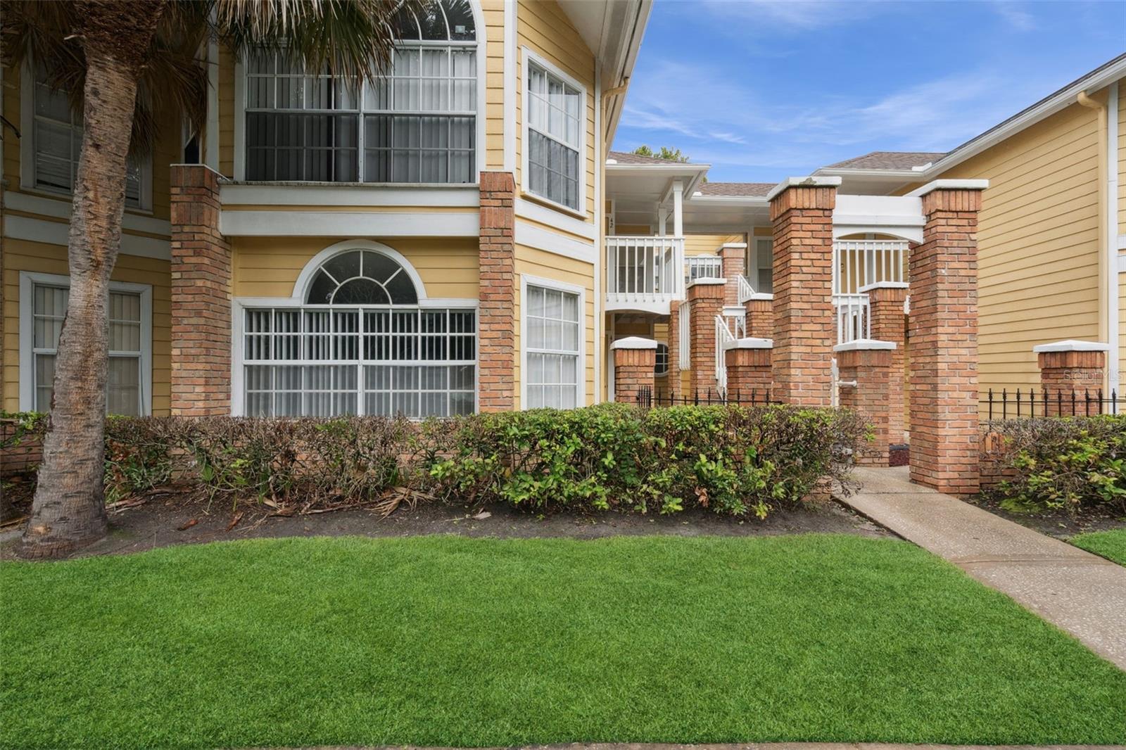 2442 SWEETWATER CLUB CIR #41
