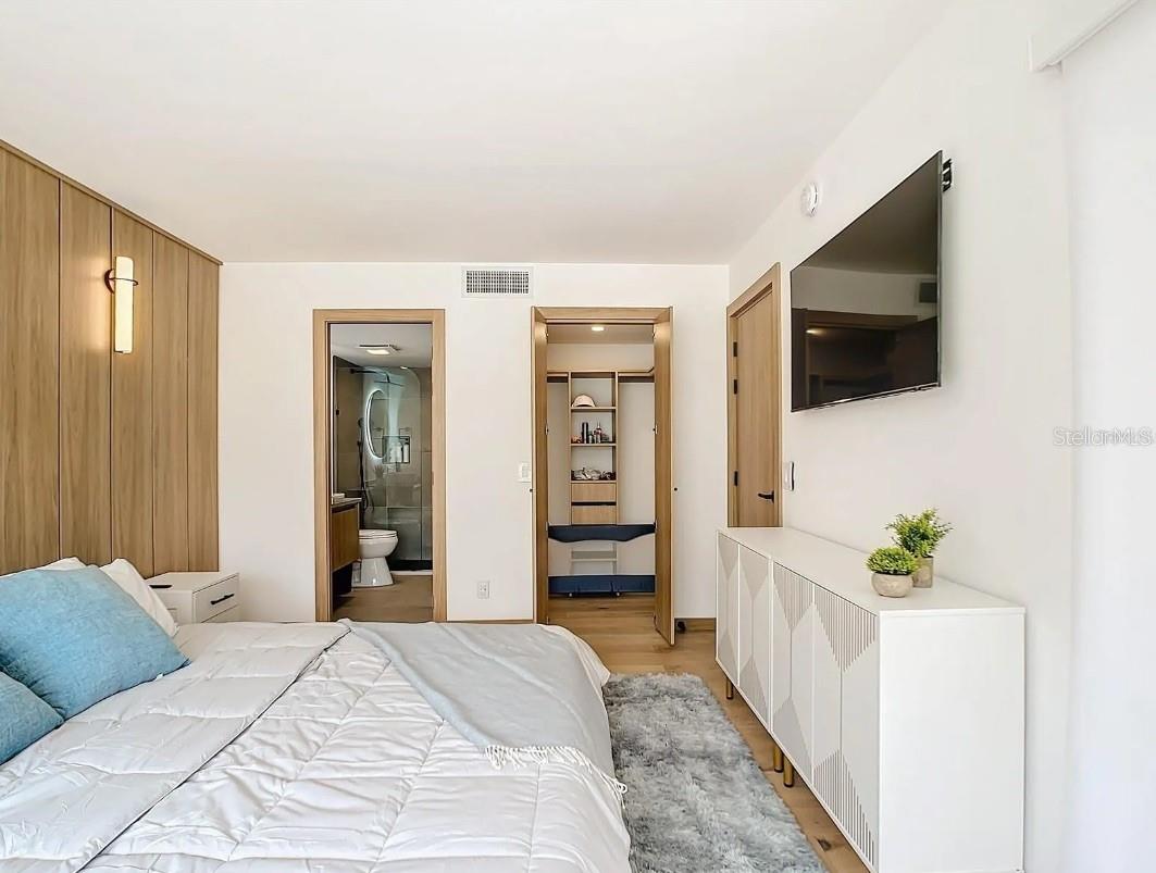 Condominium at 5532 PUERTA DEL SOL BLVD S #136, ST PETERSBURG, photo 11 of 34