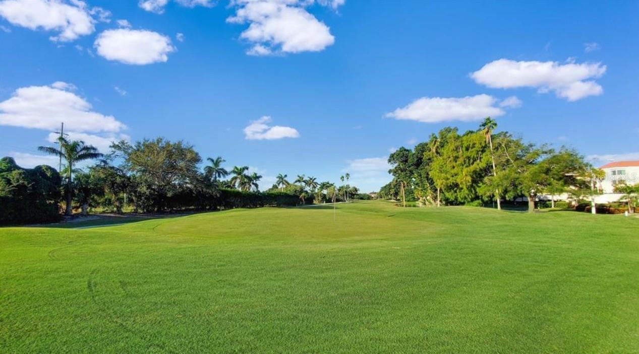 Condominium at 5532 PUERTA DEL SOL BLVD S #136, ST PETERSBURG, photo 21 of 34