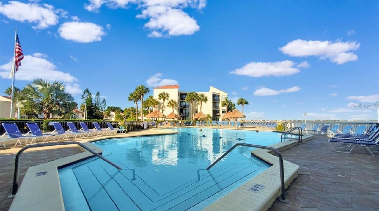 Community Pool - 5532 PUERTA DEL SOL BLVD S #136, ST PETERSBURG