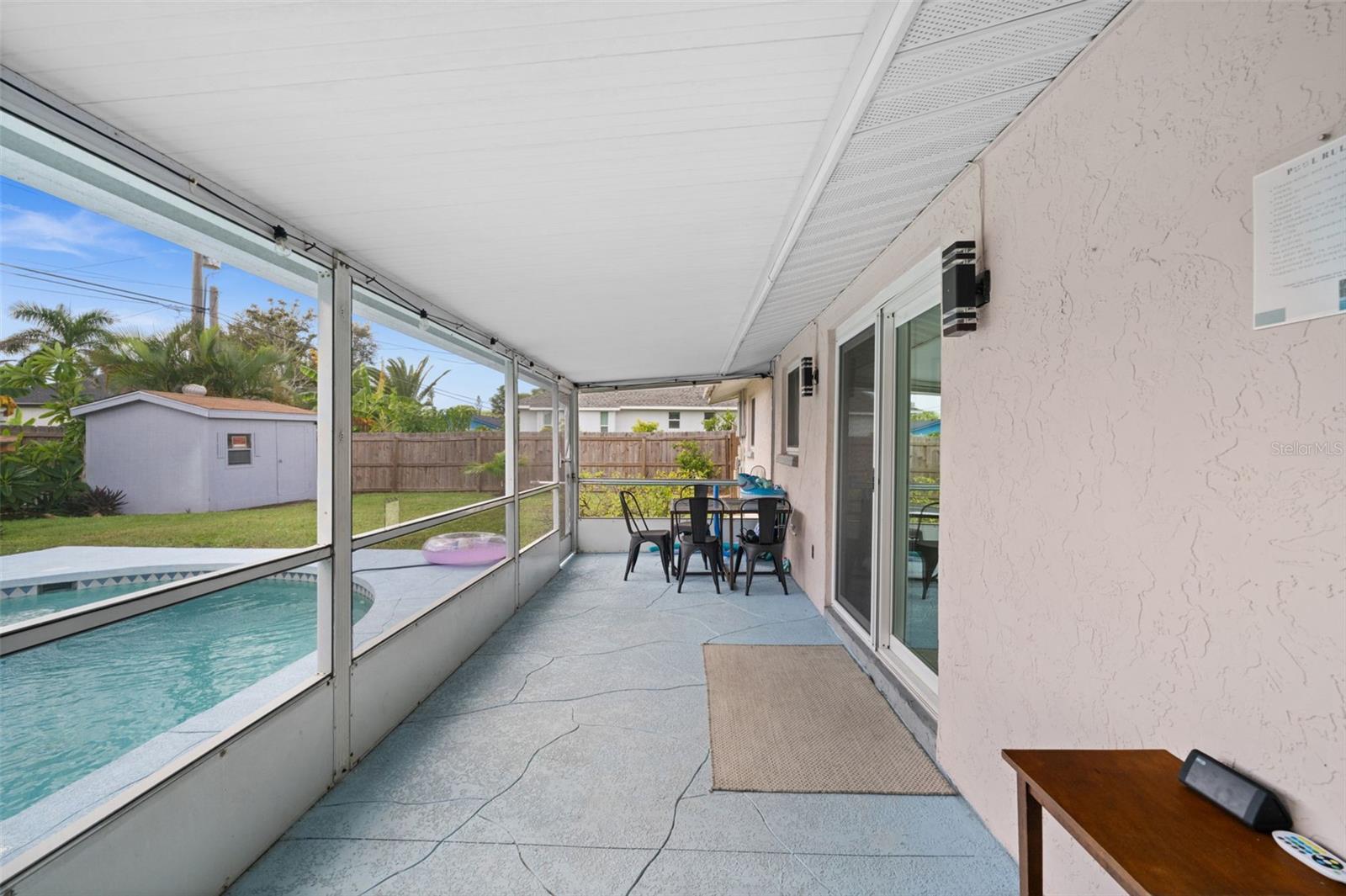 Single Family Residence at 219 CORAL RD, VENICE, photo 19 of 24