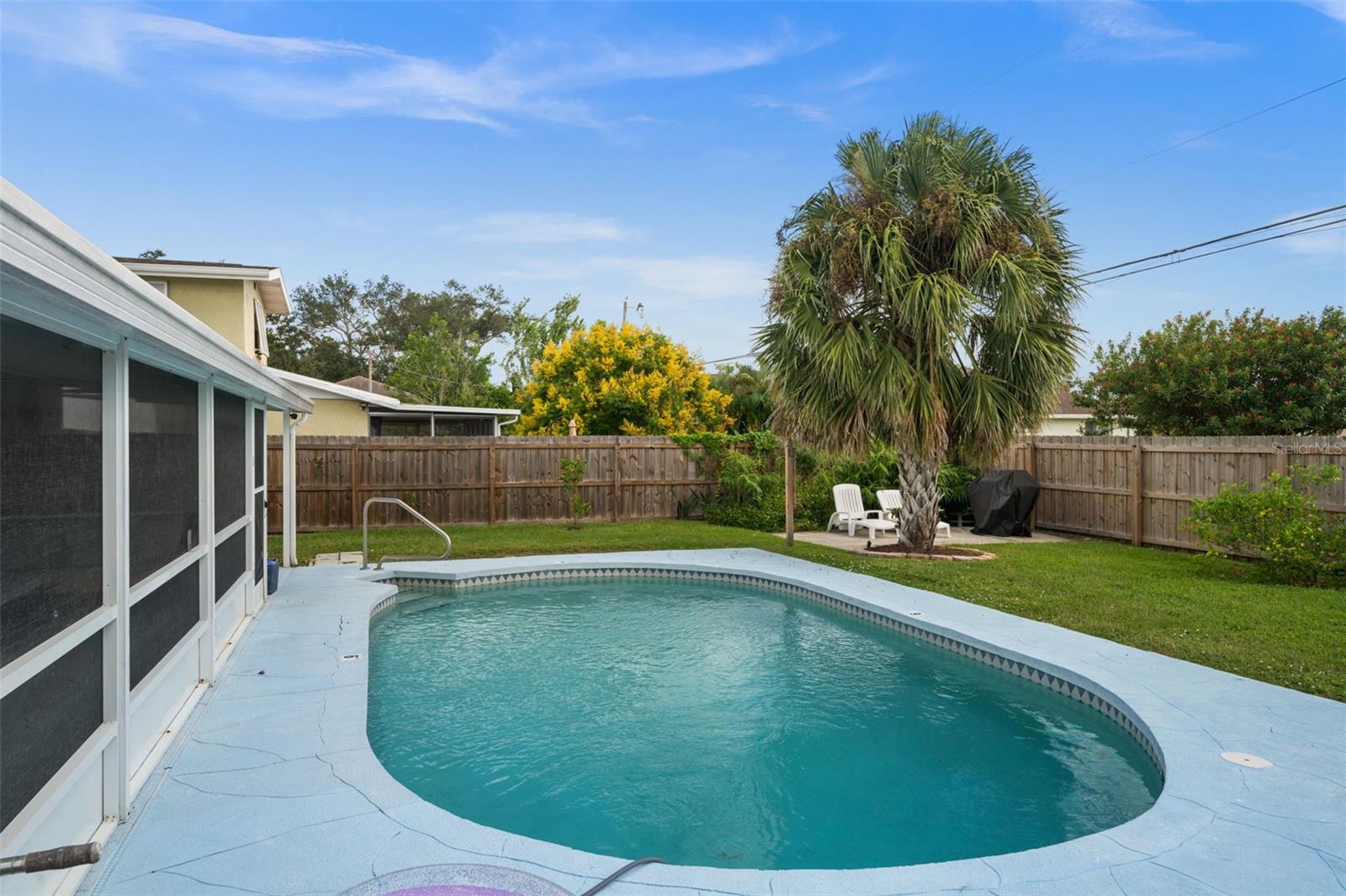 Single Family Residence at 219 CORAL RD, VENICE, photo 20 of 24