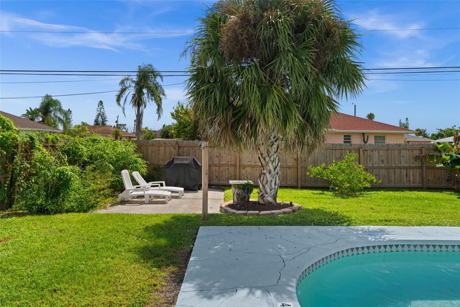 Single Family Residence at 219 CORAL RD, VENICE, photo 22 of 24