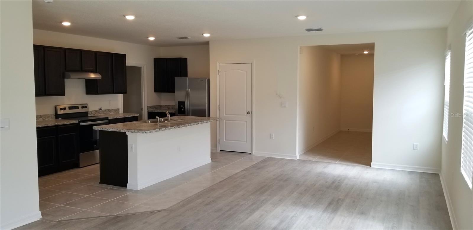 Single Family Residence at 1671 ROSYDALE CIR, DAVENPORT, photo 11 of 48