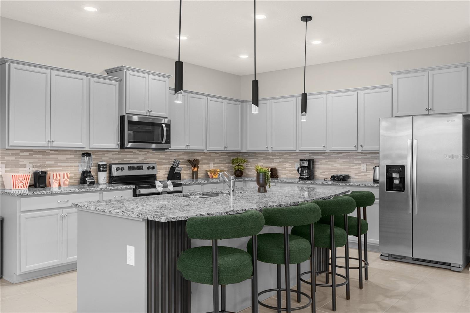 Kitchen - 3048 MAHALO DR, DAVENPORT