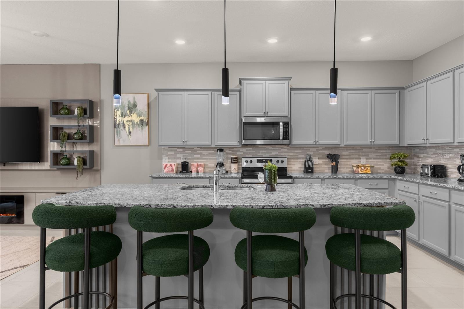 Kitchen - 3048 MAHALO DR, DAVENPORT