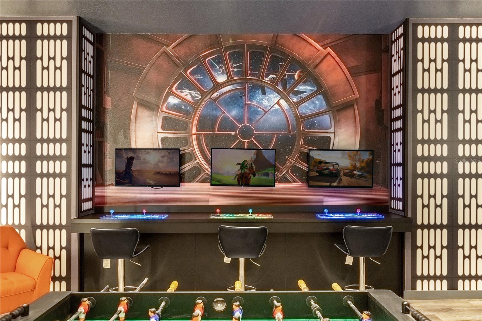 Game Room- Star Wars - 3048 MAHALO DR, DAVENPORT