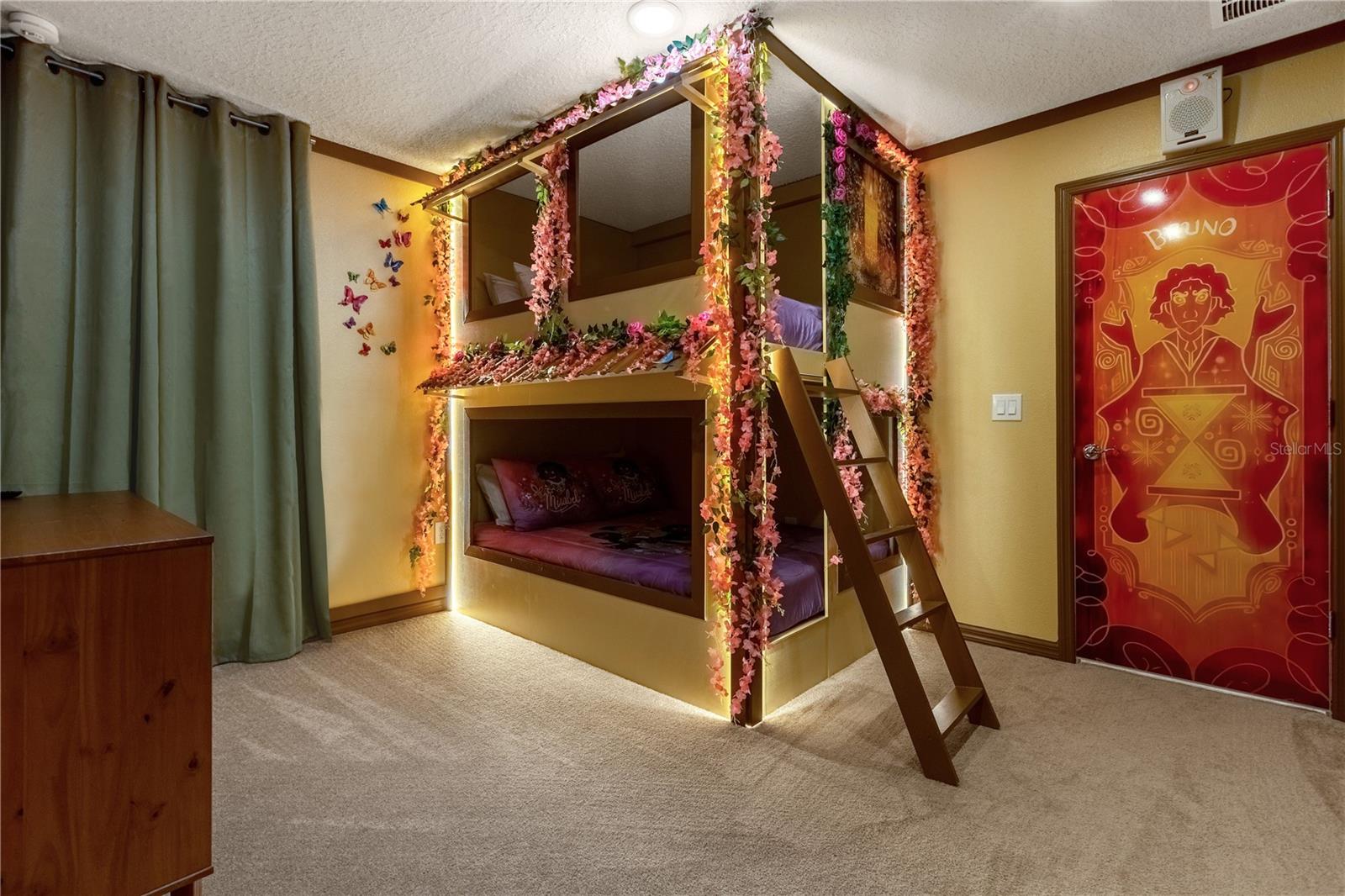 Bed 09 - Encanto -upstairs - 3048 MAHALO DR, DAVENPORT
