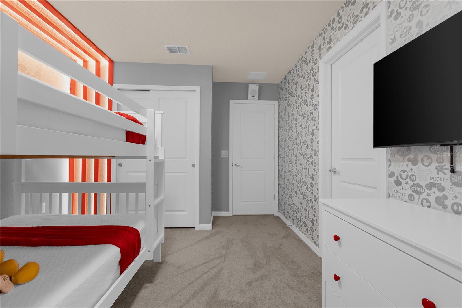 Bed 05 - Mickey Mouse -upstairs - 3048 MAHALO DR, DAVENPORT