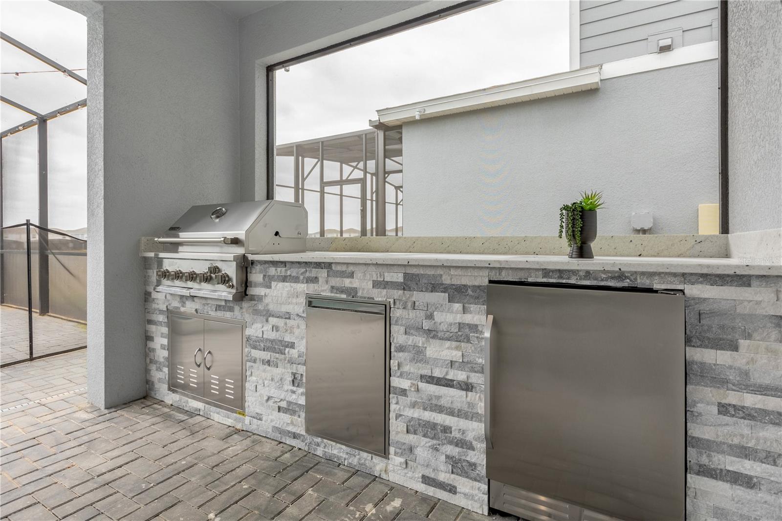 Summer Kitchen - 3048 MAHALO DR, DAVENPORT