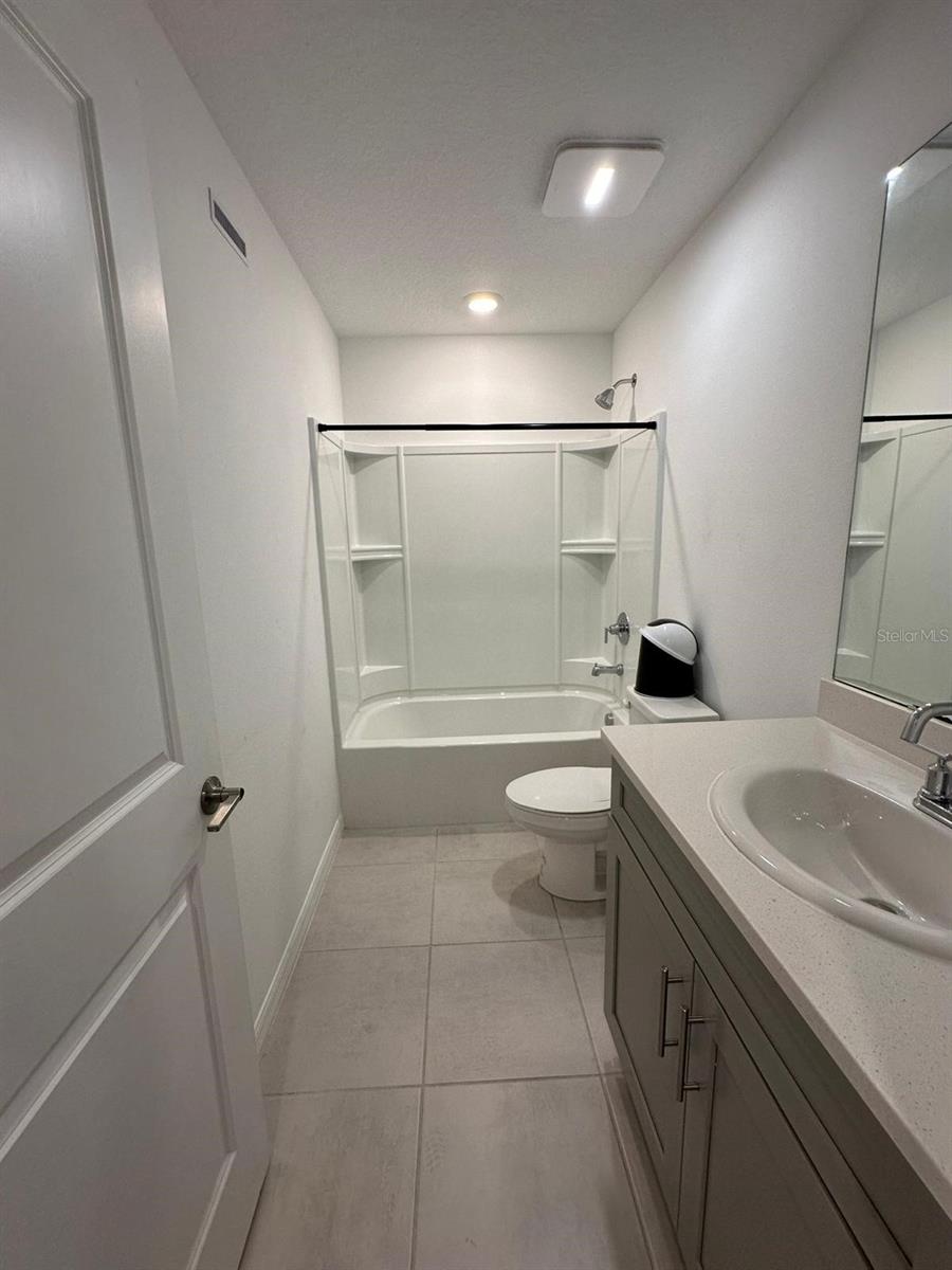 Townhouse at 3587 DAVENPORT CREEK CT, KISSIMMEE, photo 19 of 22