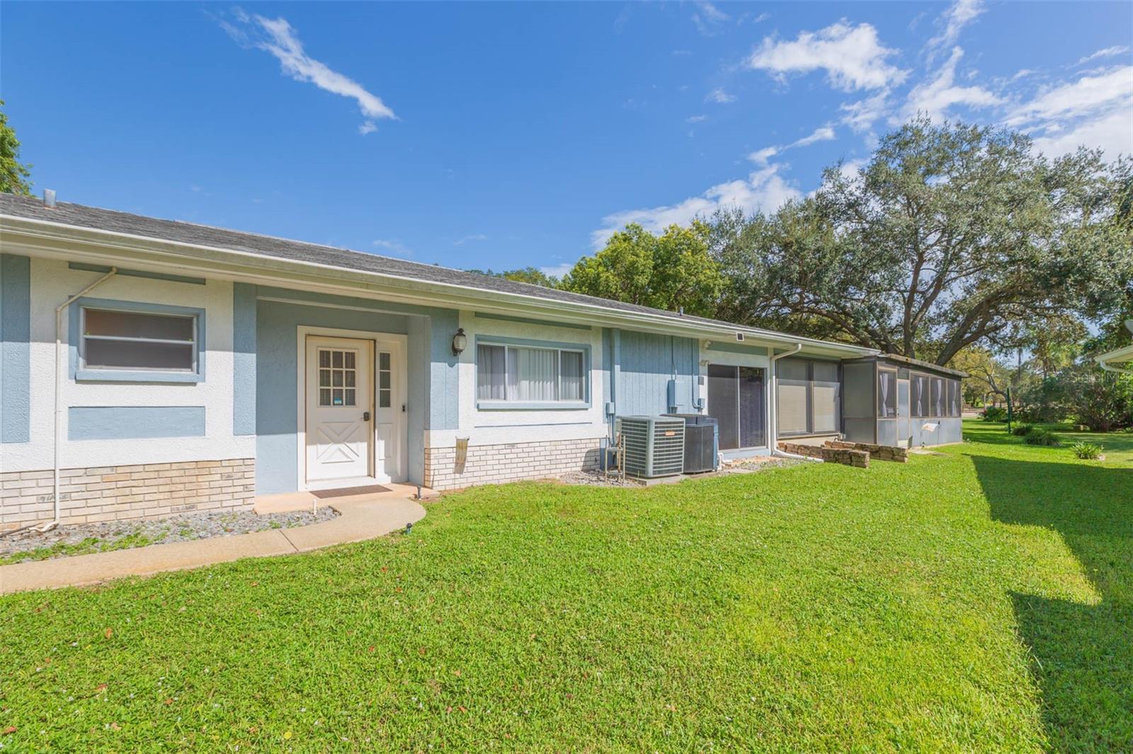 Single Family Residence at 13016 CLUB DR, HUDSON, photo 5 of 51