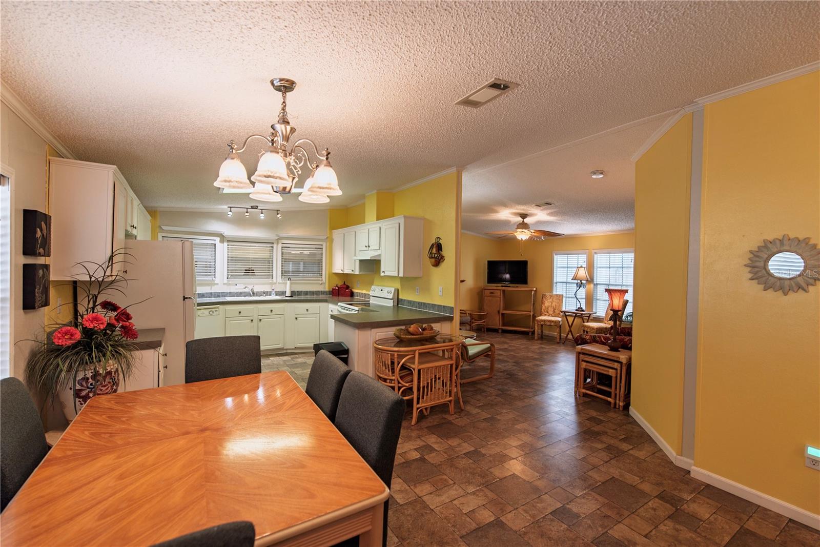 Living Area - 29 AMSTERDAM AVE, PUNTA GORDA