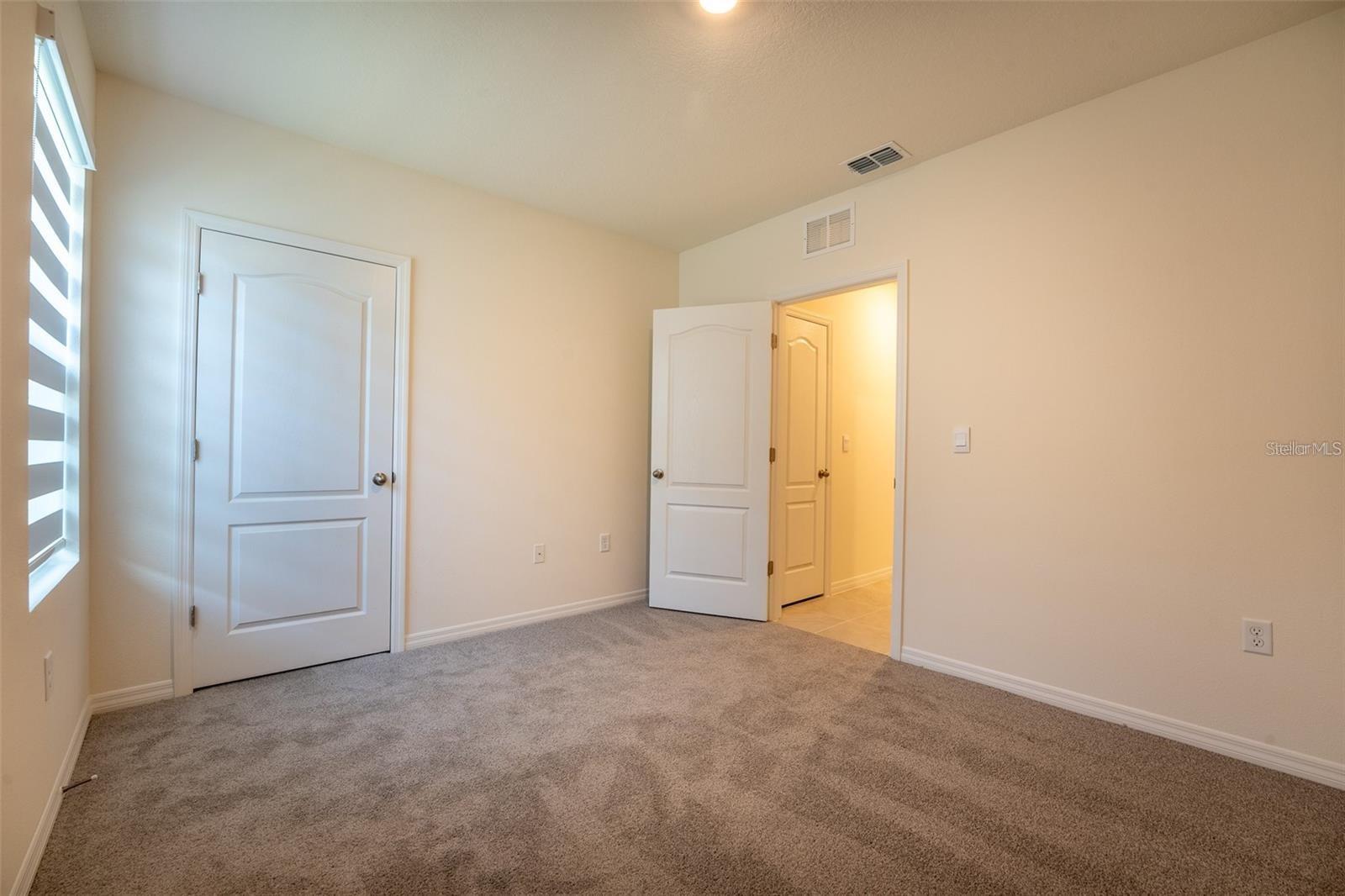 Single Family Residence at 2464 RIBBON FALL AVE, DAVENPORT, photo 10 of 17