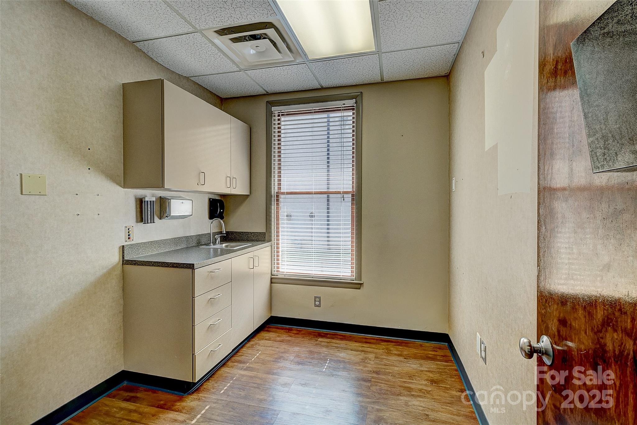 Medical at 112 S Oak Street, Cherryville, photo 12 of 48