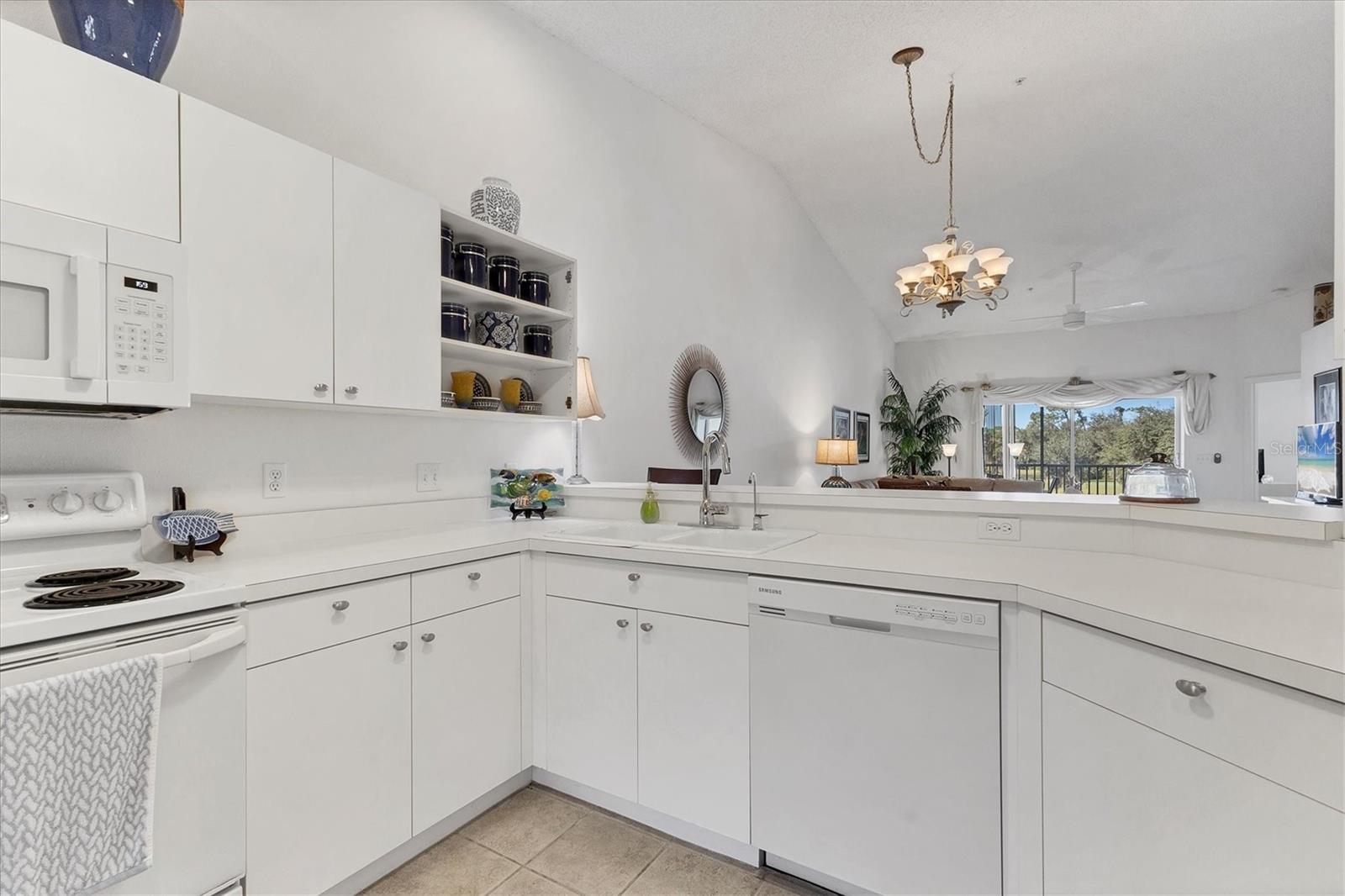 Condominium at 5240 HYLAND HILLS AVE #1426, SARASOTA, photo 23 of 84