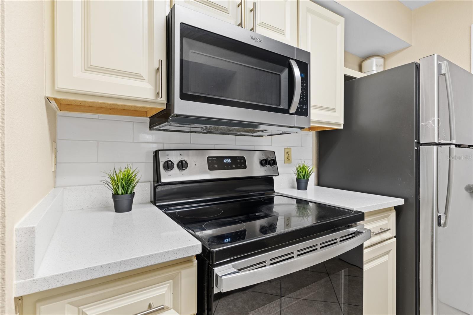 Condominium at 3032 PARKWAY BLVD #208, KISSIMMEE, photo 18 of 51