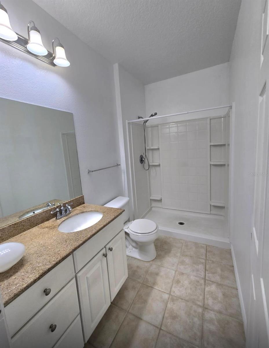 Condominium at 330 SOUTHERN PECAN CIR #208, WINTER GARDEN, photo 17 of 18