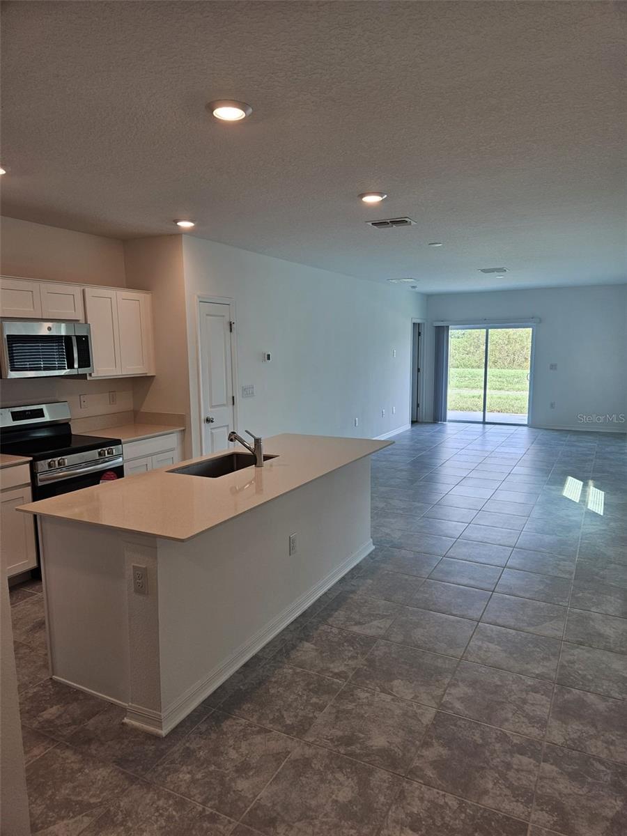 Single Family Residence at 757 REGGIE RD, WINTER HAVEN, photo 14 of 18