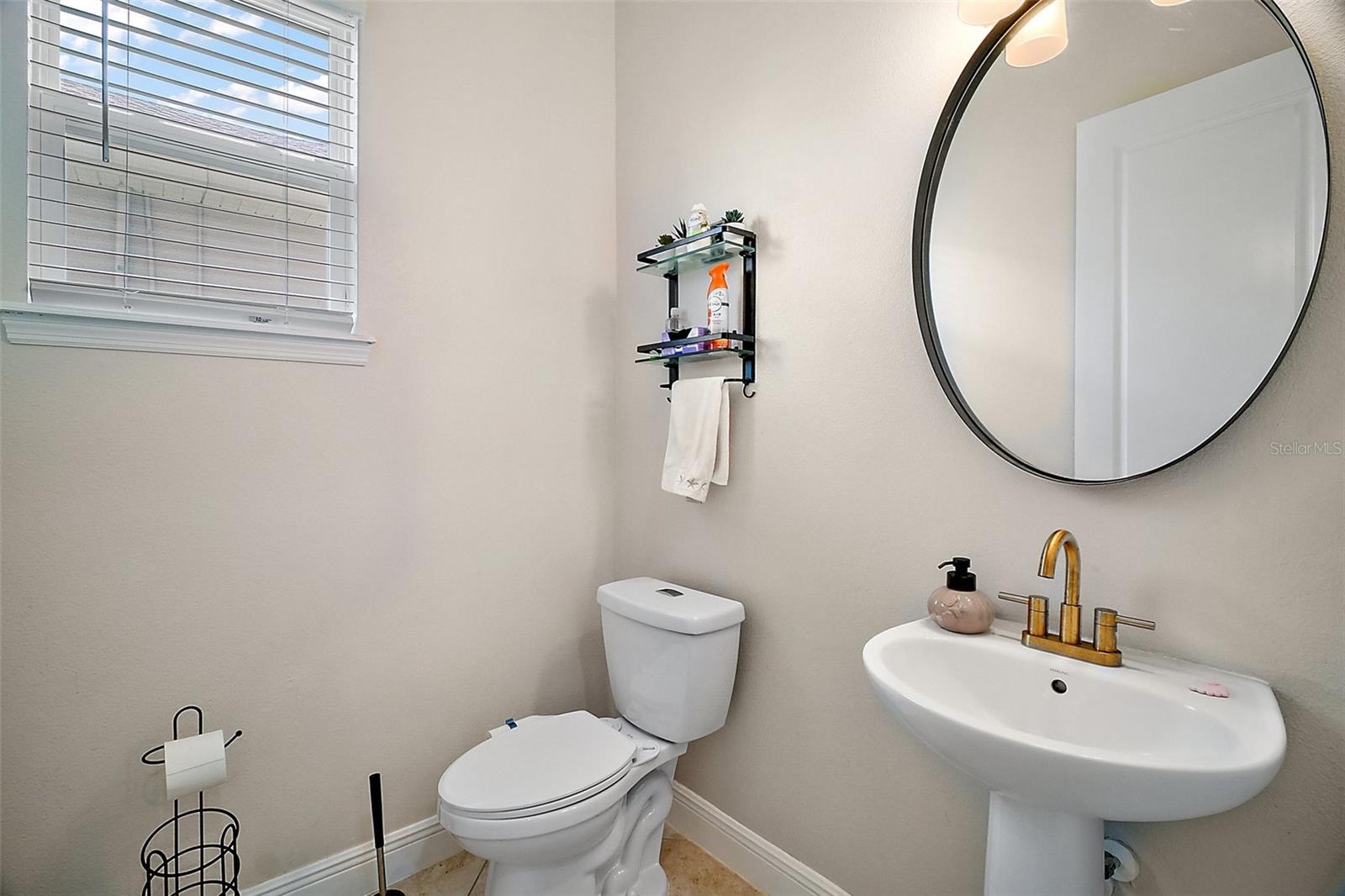 Single Family Residence at 9153 CARMELA AVE, DAVENPORT, photo 6 of 37