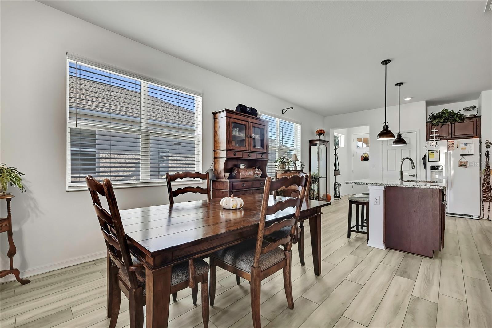 dining area - 9764 SW 100TH AVENUE RD, OCALA