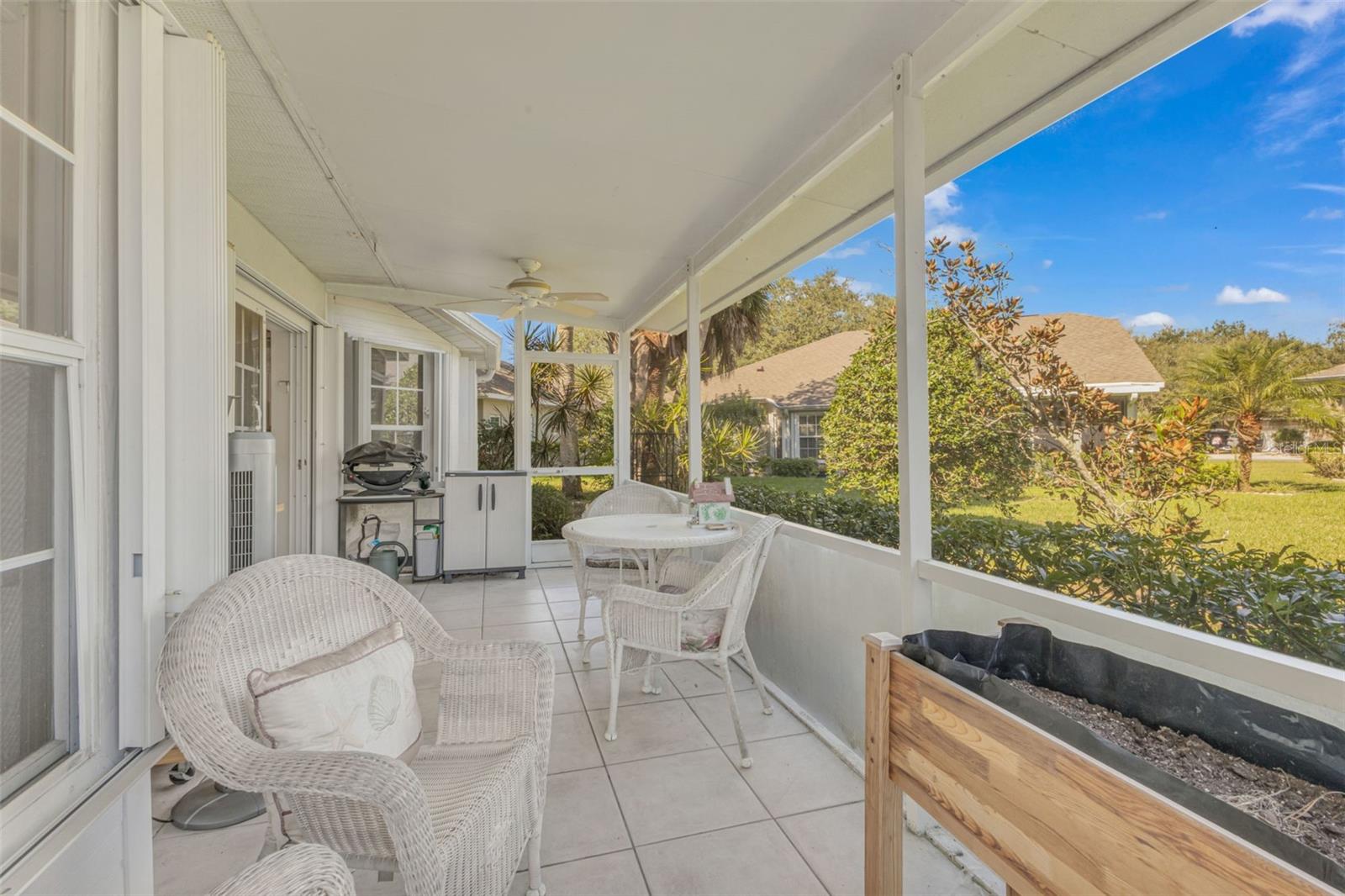 Lanai - 1350 OLD OAK TRL, PORT CHARLOTTE