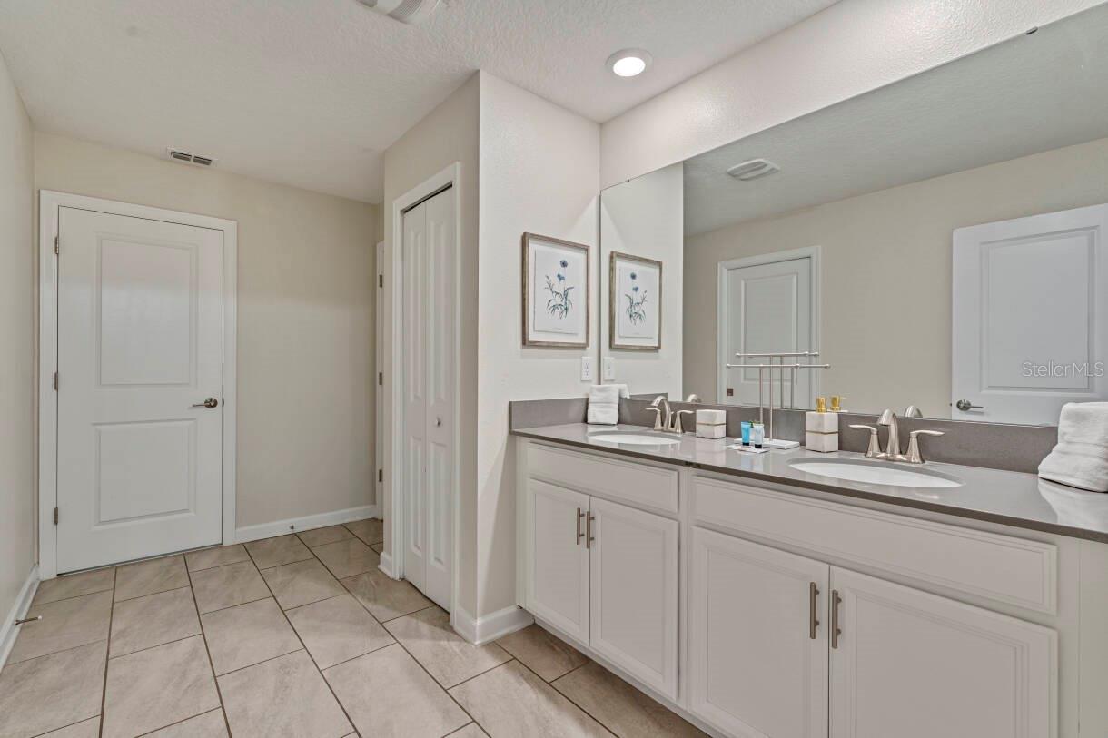 Single Family Residence at 2830 STOREY COVE AVE, KISSIMMEE, photo 17 of 44