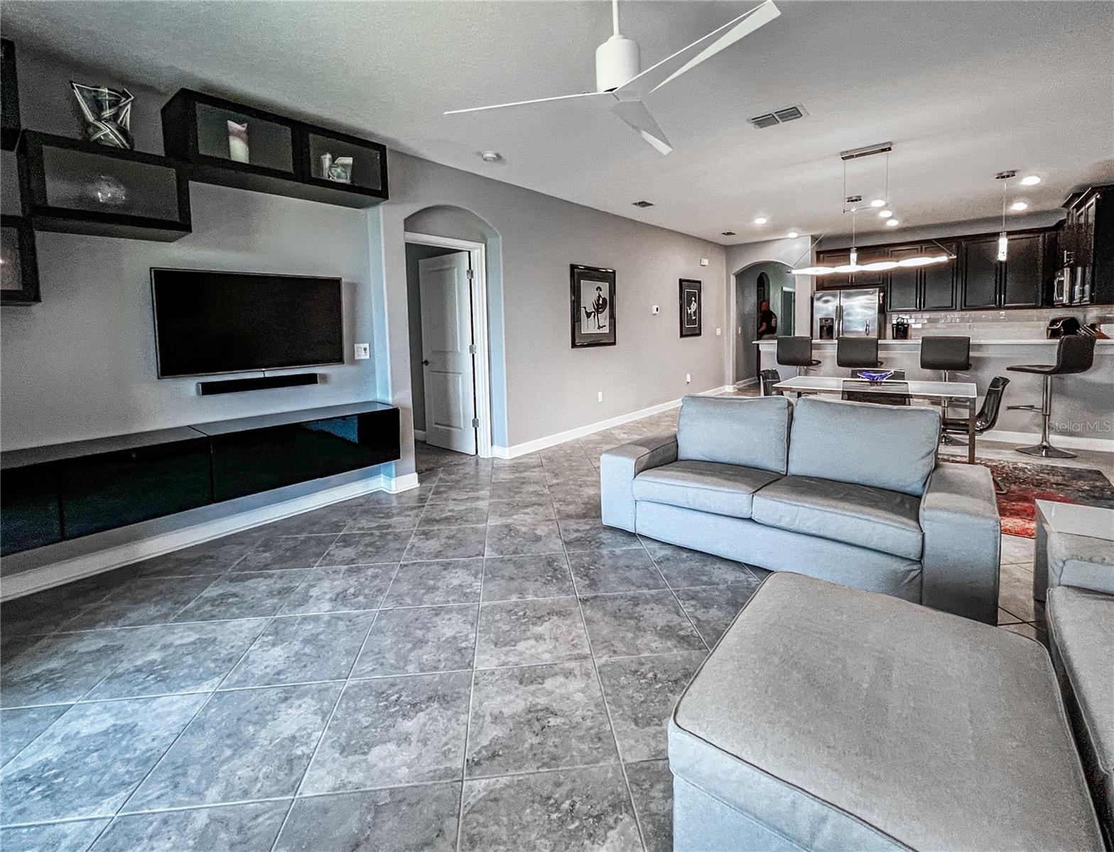 Condominium at 8984 AZALEA SANDS LN #8984, DAVENPORT, photo 49 of 82