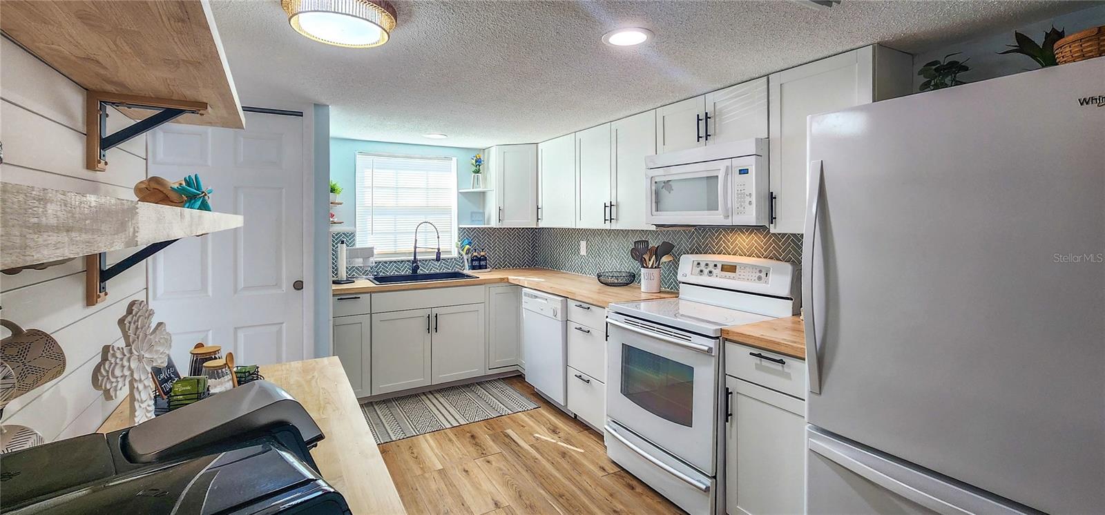 Condominium at 625 N HALIFAX AVE #28, DAYTONA BEACH, photo 12 of 43