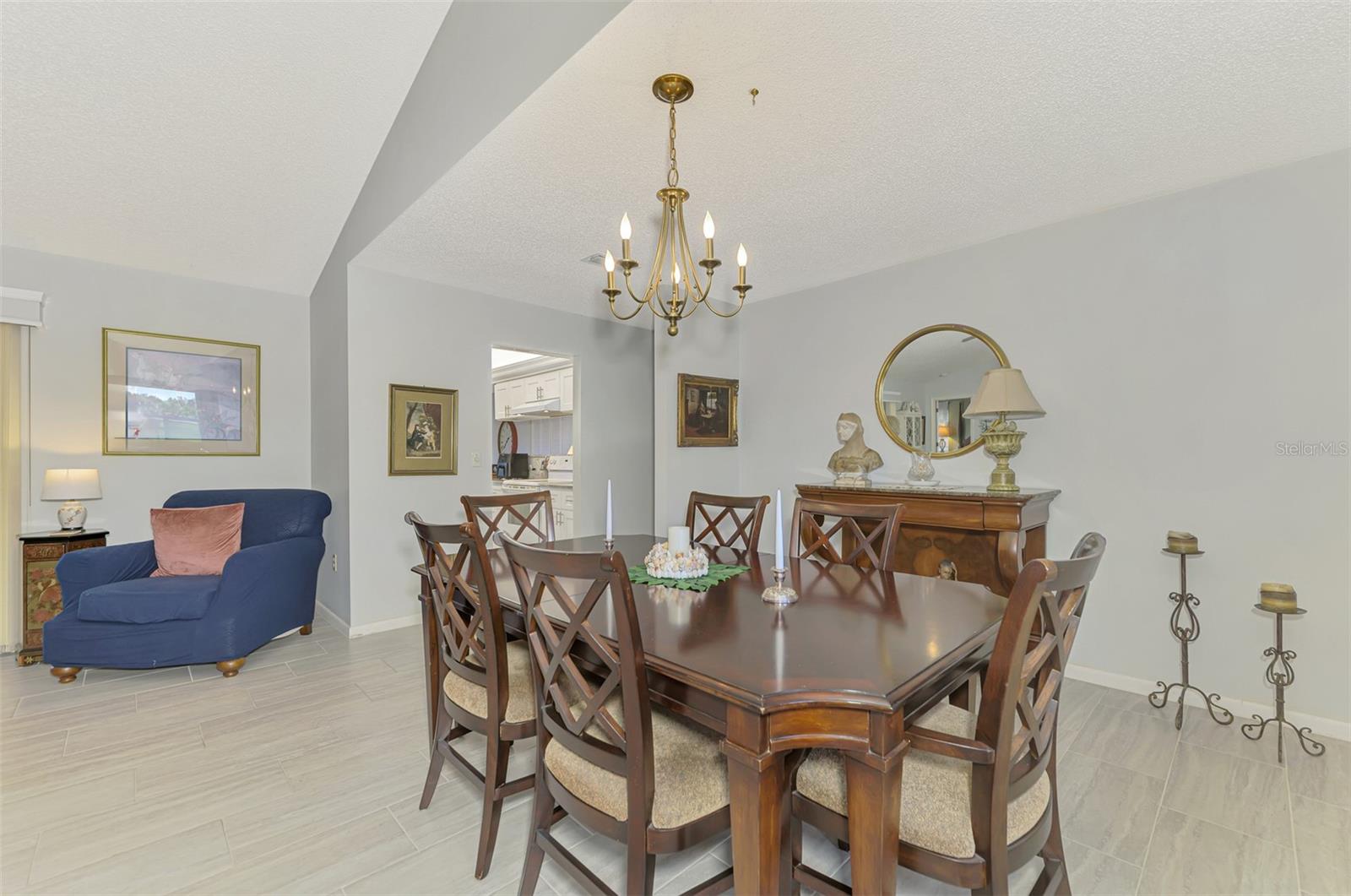 Single Family Residence at 3168 E VILLAGE DR, VENICE, photo 19 of 65