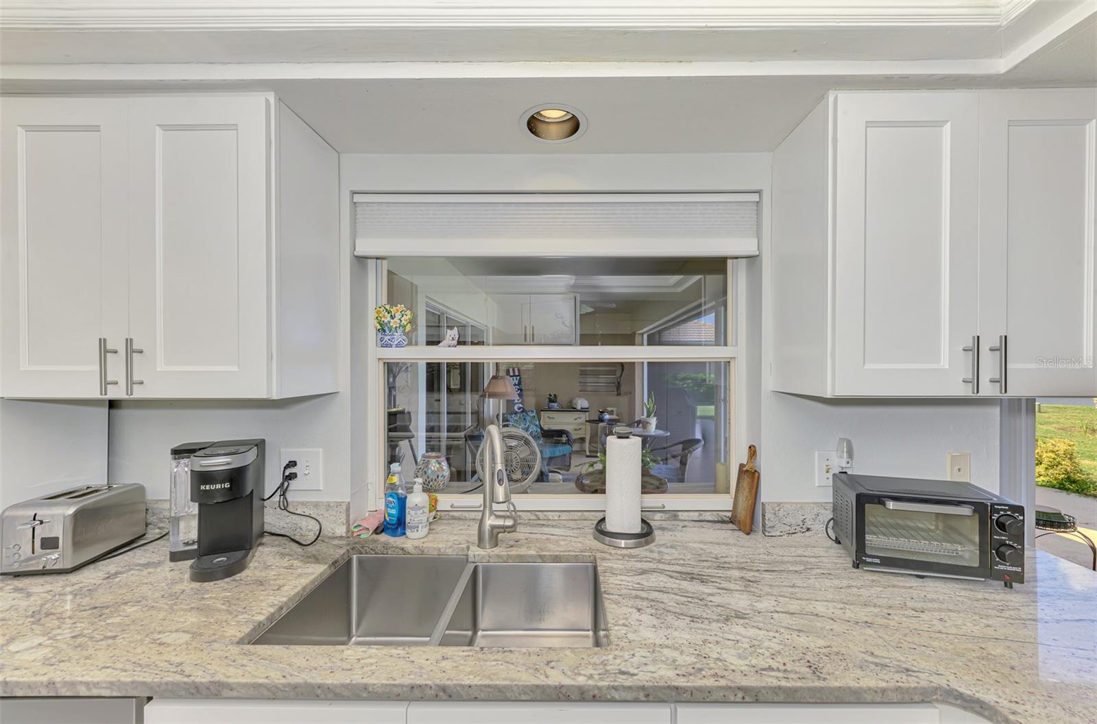 Single Family Residence at 3168 E VILLAGE DR, VENICE, photo 27 of 65