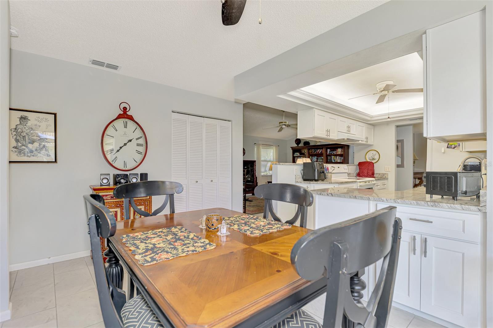 Single Family Residence at 3168 E VILLAGE DR, VENICE, photo 30 of 65