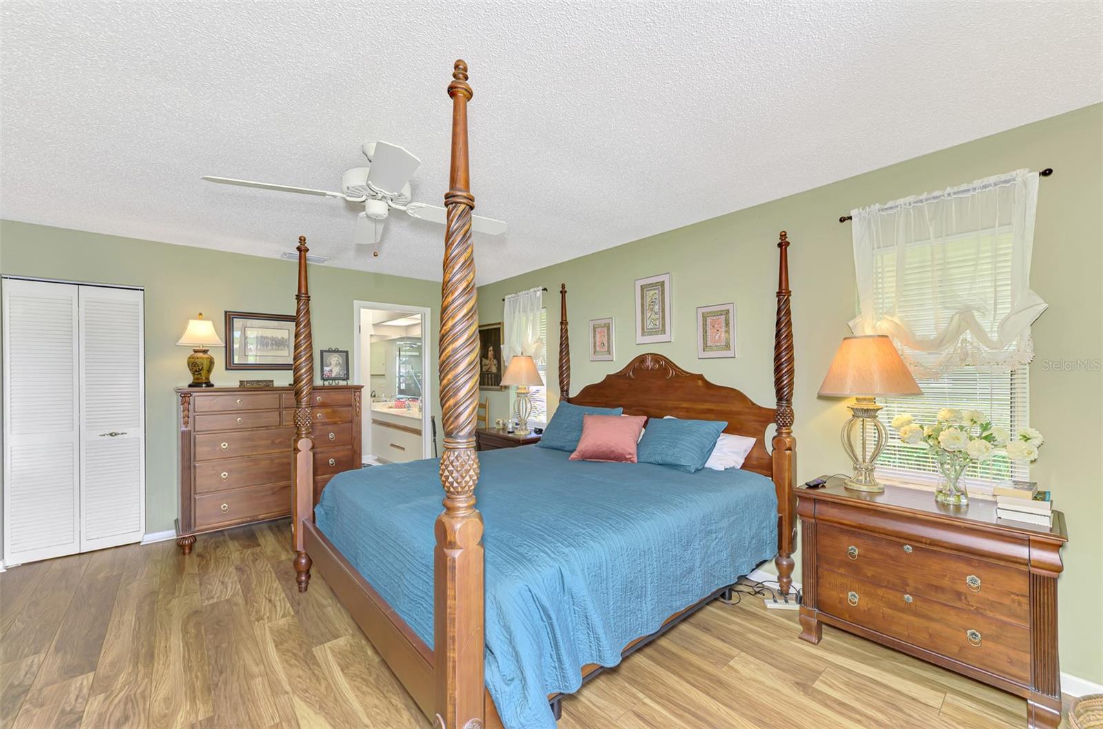 Single Family Residence at 3168 E VILLAGE DR, VENICE, photo 41 of 65